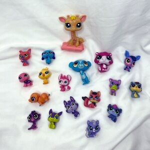 Littlest Pet Shop Pets LPS Bundle
